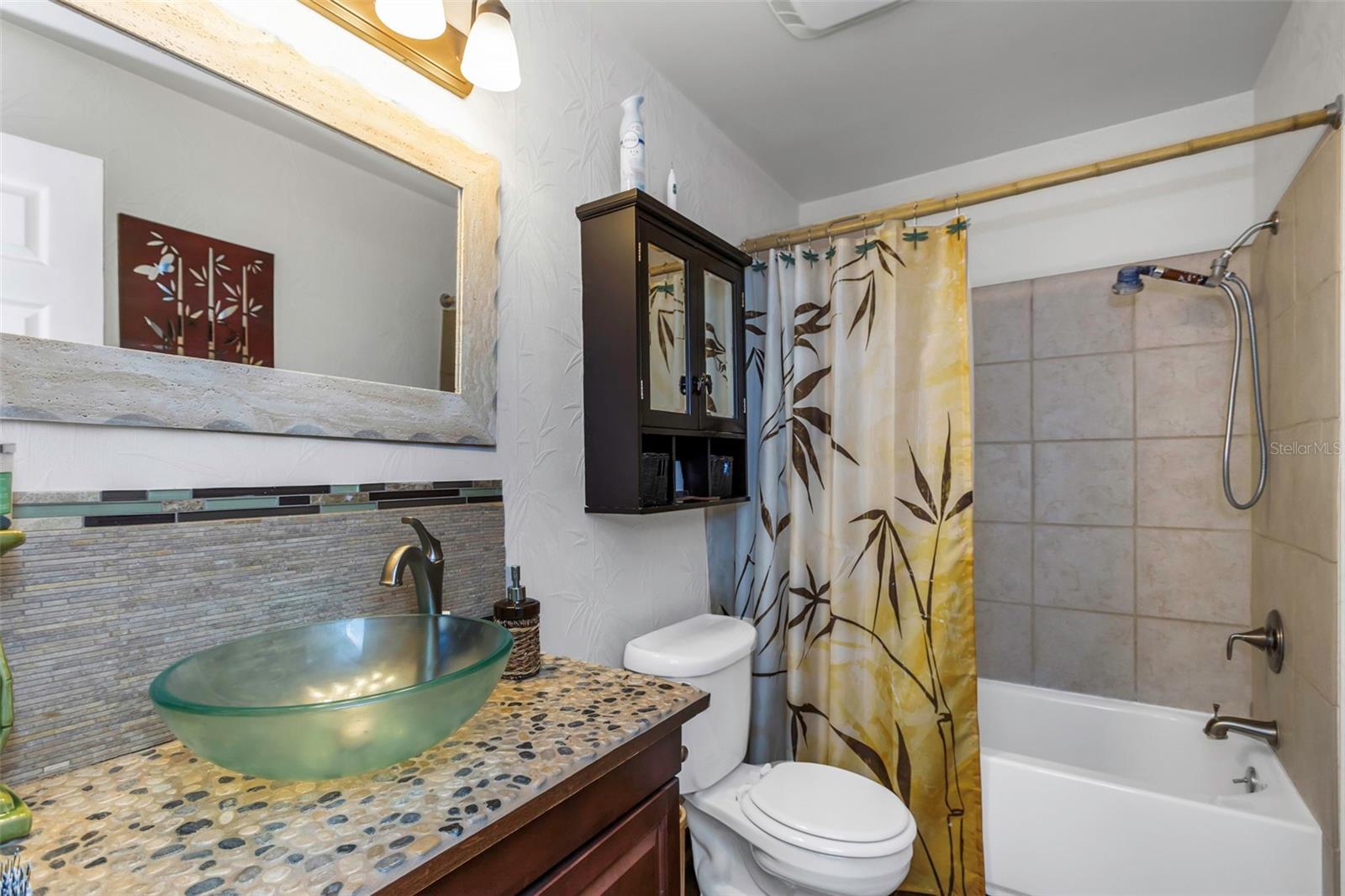 Image 20 of 74 For 3094 Hillsdale Avenue