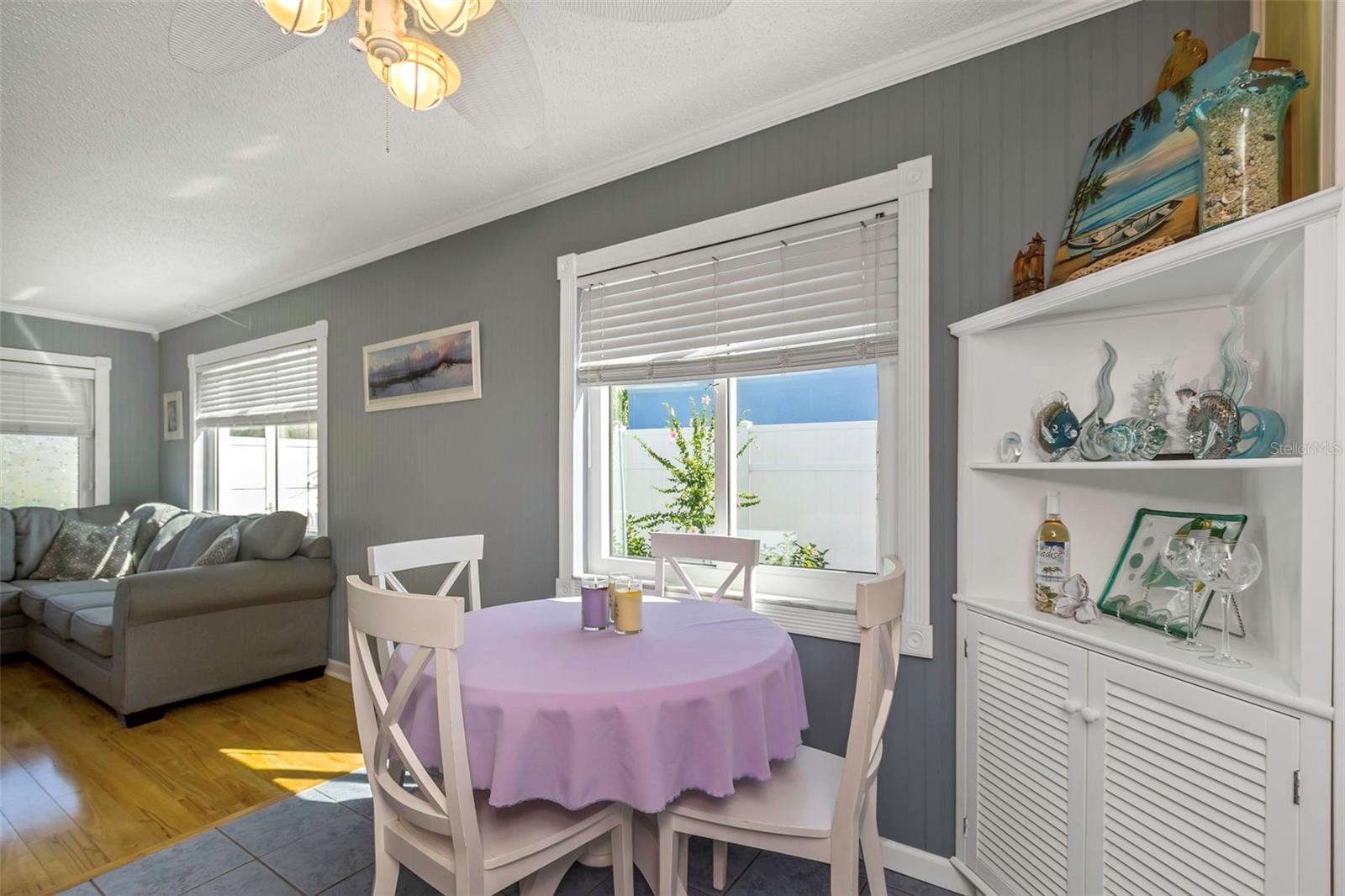 Image 9 of 74 For 3094 Hillsdale Avenue