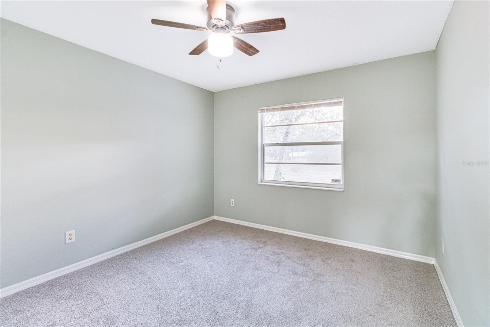 Image 24 of 35 For 3033 Tiffany Court