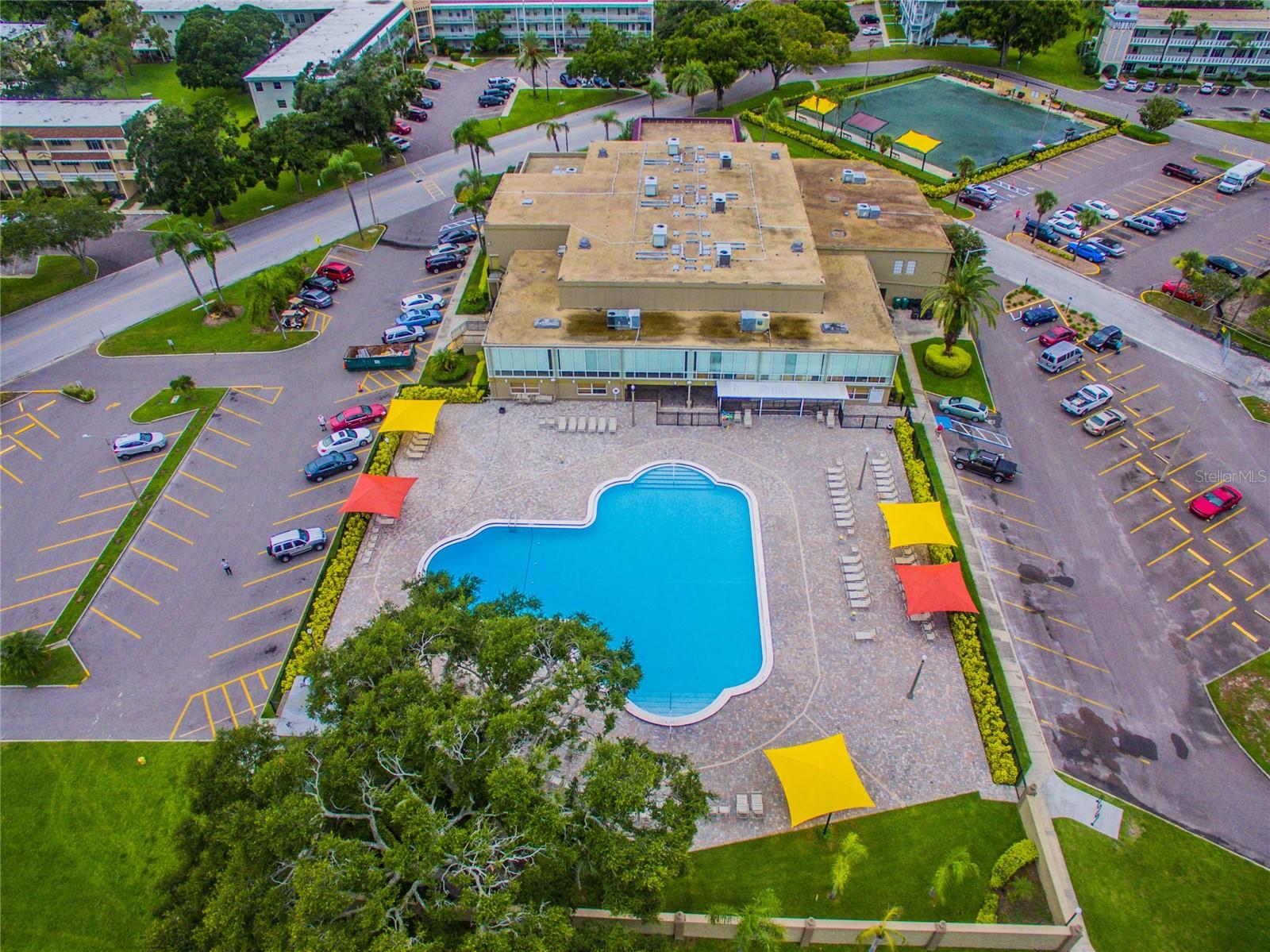 Image 25 of 28 For 2458 Columbia Drive 64