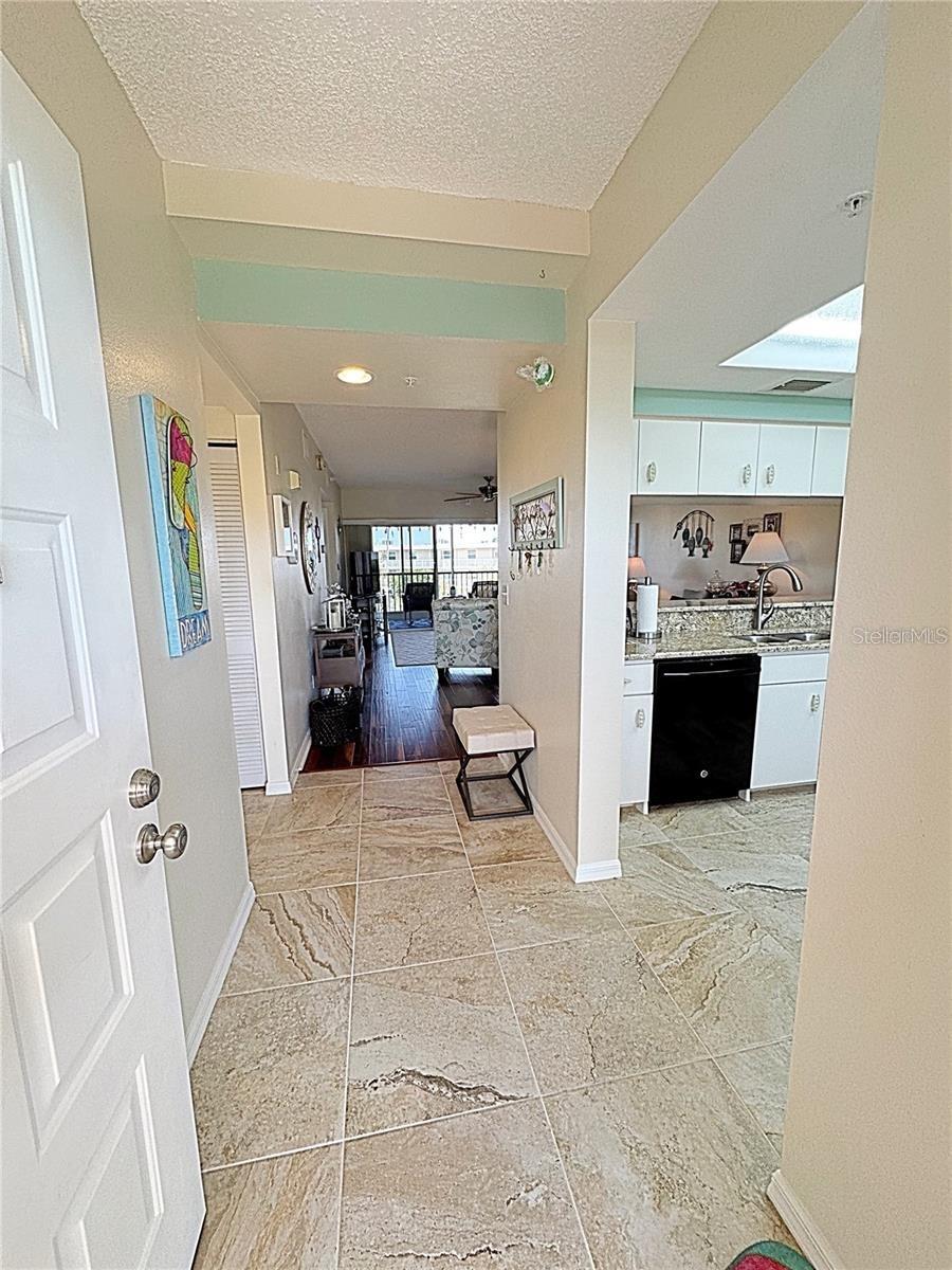 Image 14 of 35 For 6205 Shoreline Drive 1305