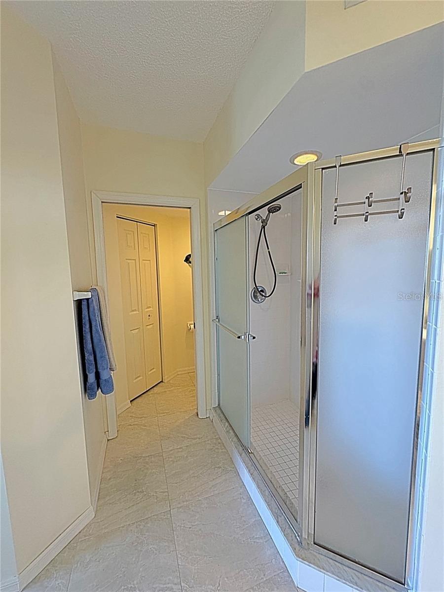 Image 25 of 35 For 6205 Shoreline Drive 1305