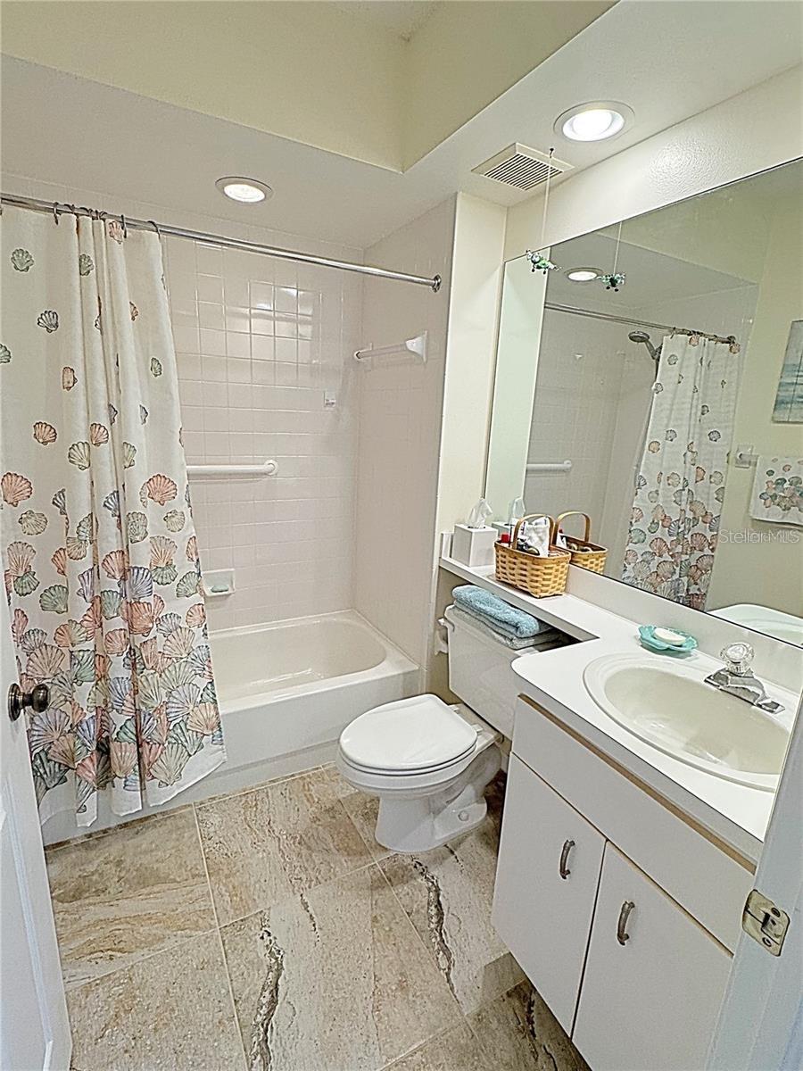 Image 30 of 35 For 6205 Shoreline Drive 1305