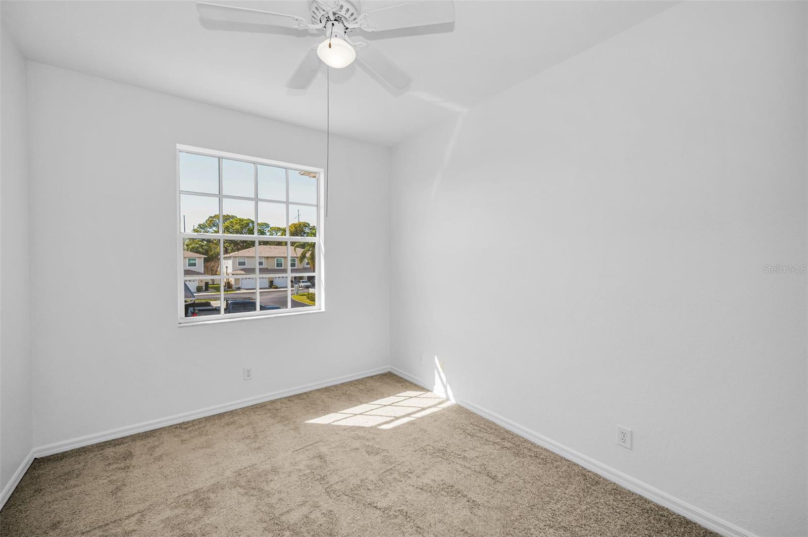 Image 20 of 31 For 11038 63rd Avenue