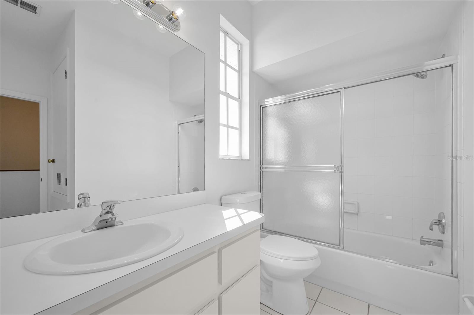 Image 22 of 31 For 11038 63rd Avenue