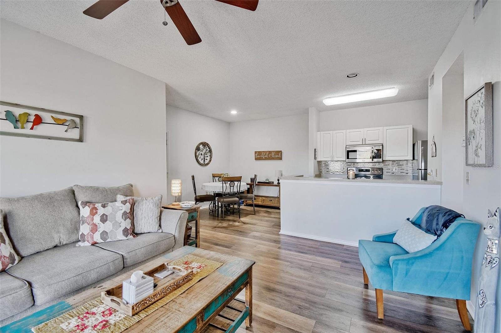 Image 10 of 28 For 4115 Chatham Oak Court 220