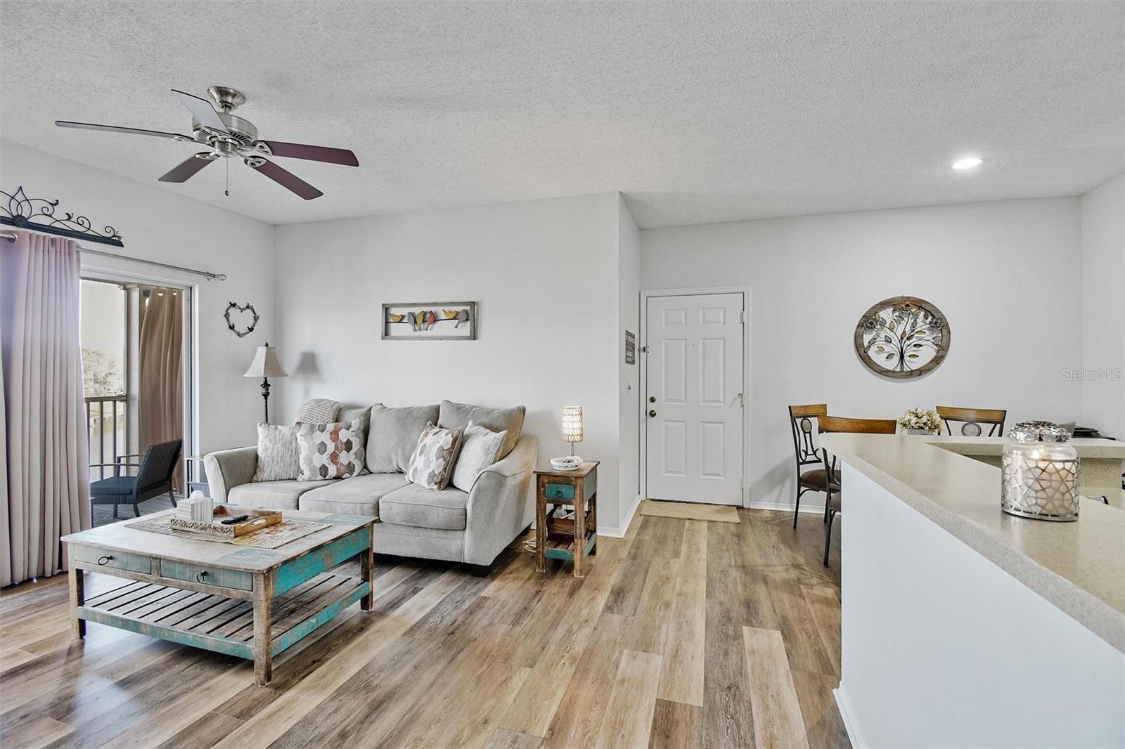 Image 11 of 28 For 4115 Chatham Oak Court 220