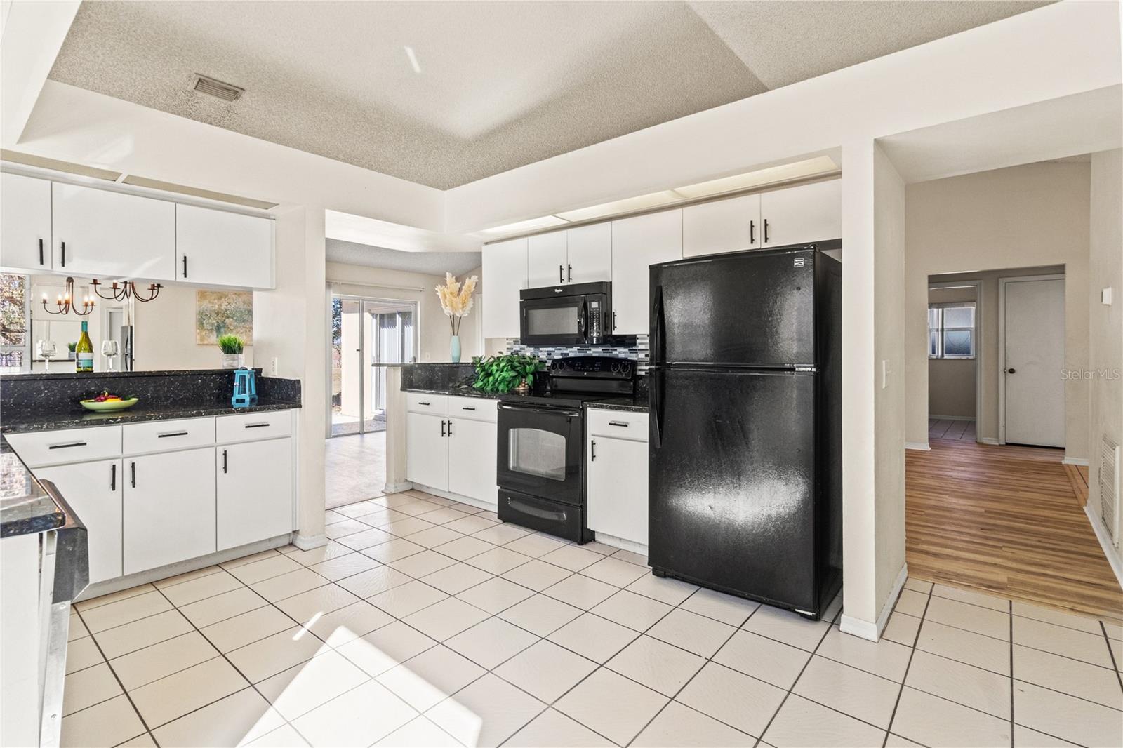 Image 19 of 51 For 603 Sand Ridge Drive