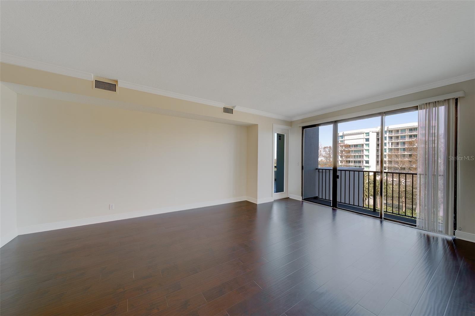 Image 17 of 79 For 8 Belleview Boulevard 308