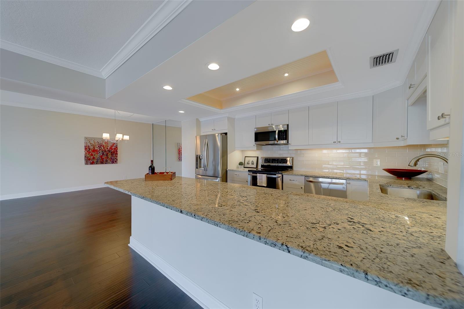 Image 2 of 79 For 8 Belleview Boulevard 308