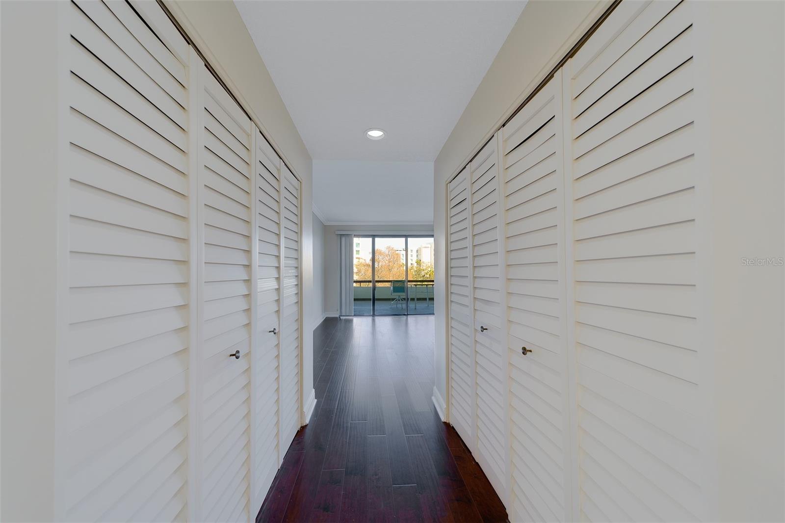 Image 32 of 79 For 8 Belleview Boulevard 308