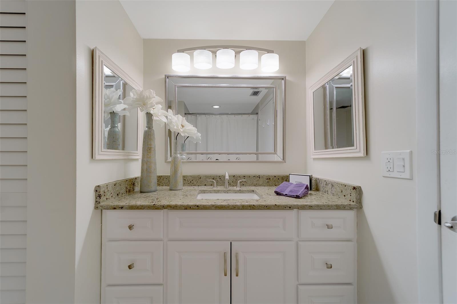 Image 37 of 79 For 8 Belleview Boulevard 308