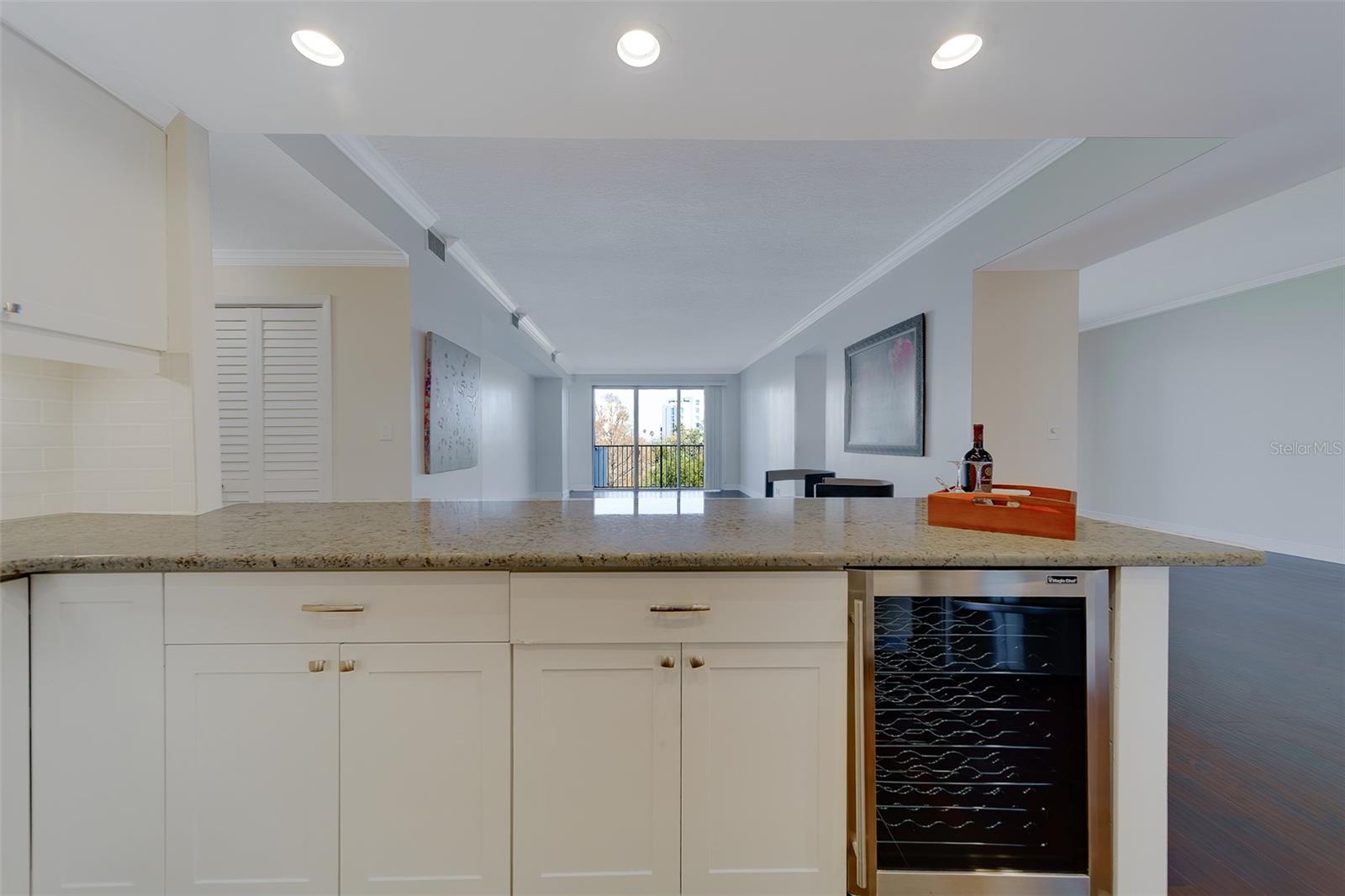 Image 7 of 79 For 8 Belleview Boulevard 308