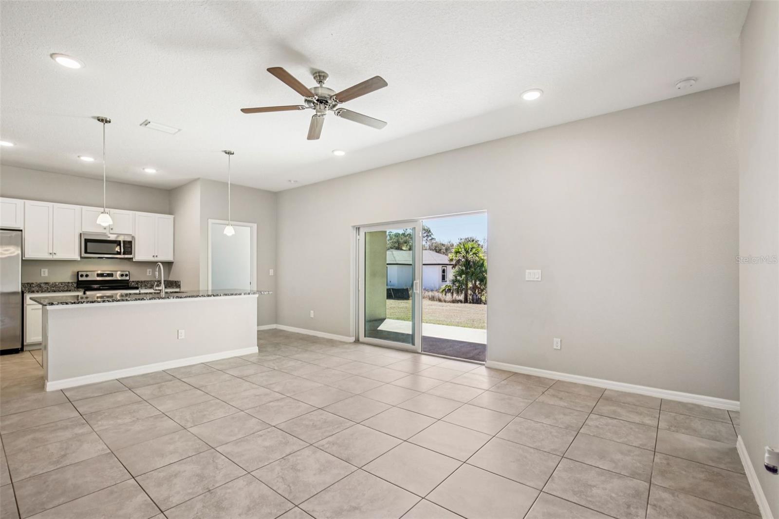 Image 10 of 27 For 18201 Poston Avenue