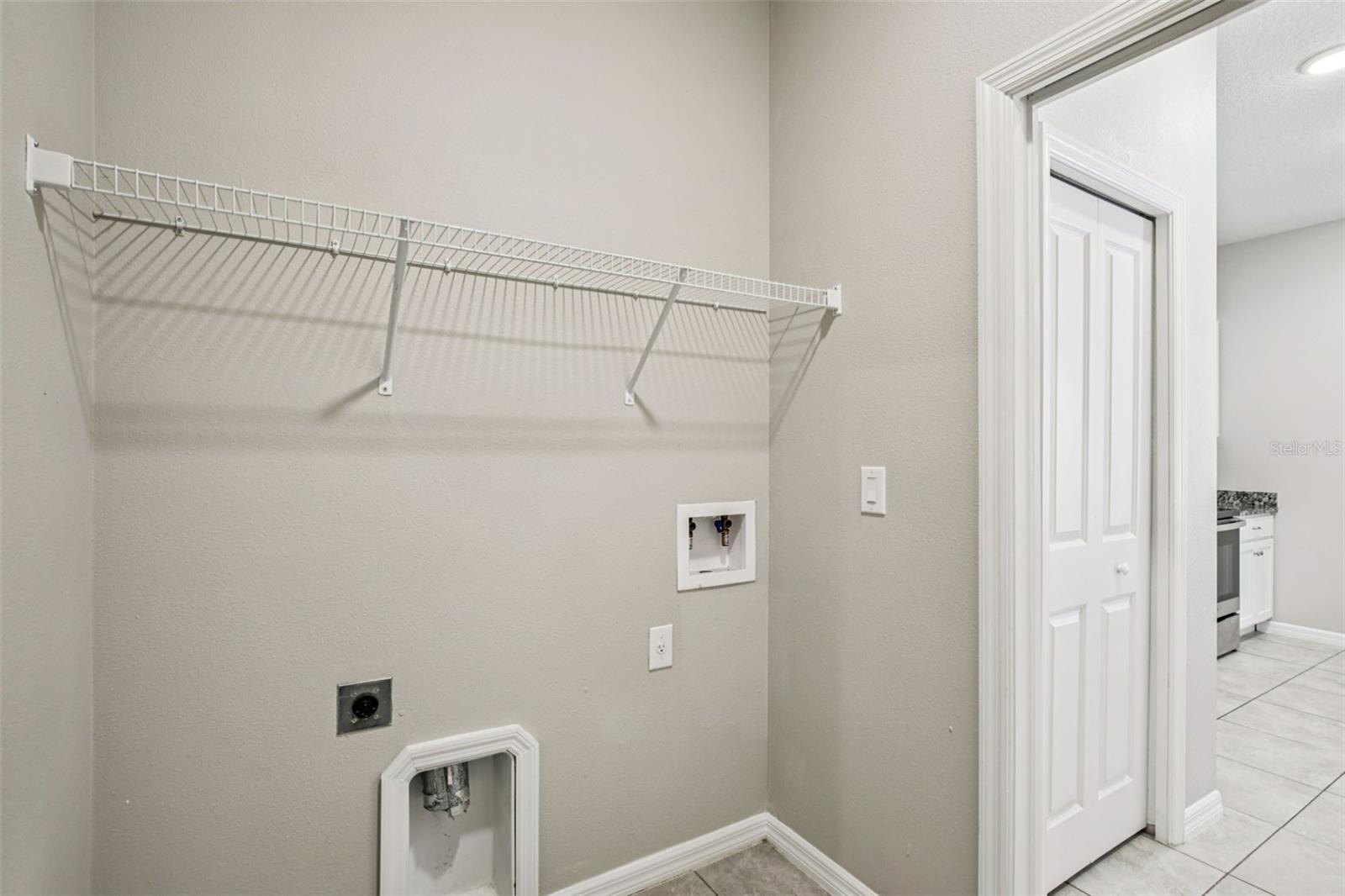 Image 21 of 27 For 18201 Poston Avenue