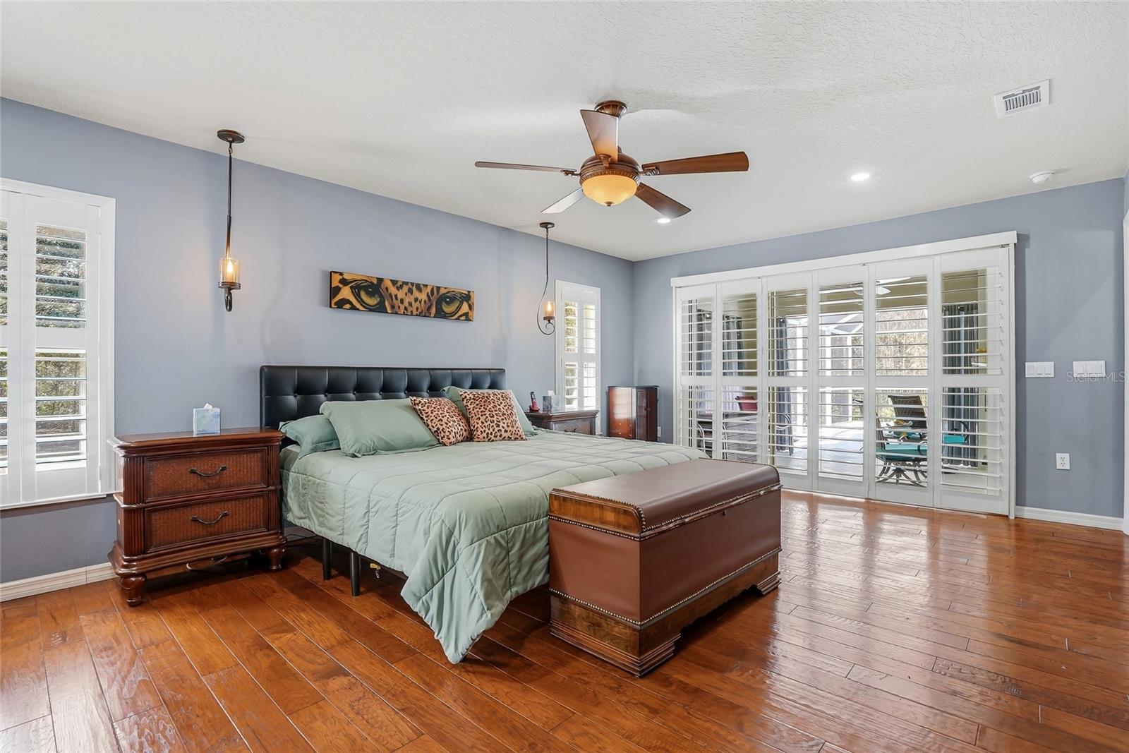 Image 27 of 66 For 296 Quartz Avenue