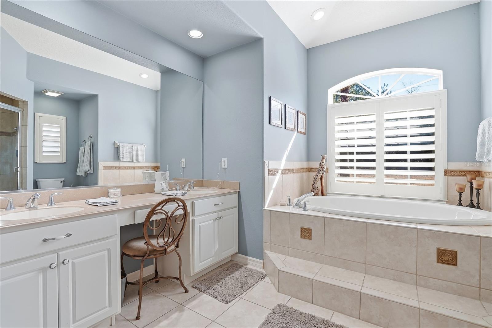 Image 29 of 66 For 296 Quartz Avenue