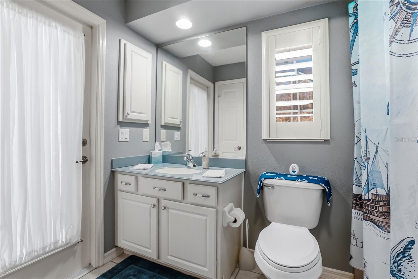 Image 34 of 66 For 296 Quartz Avenue