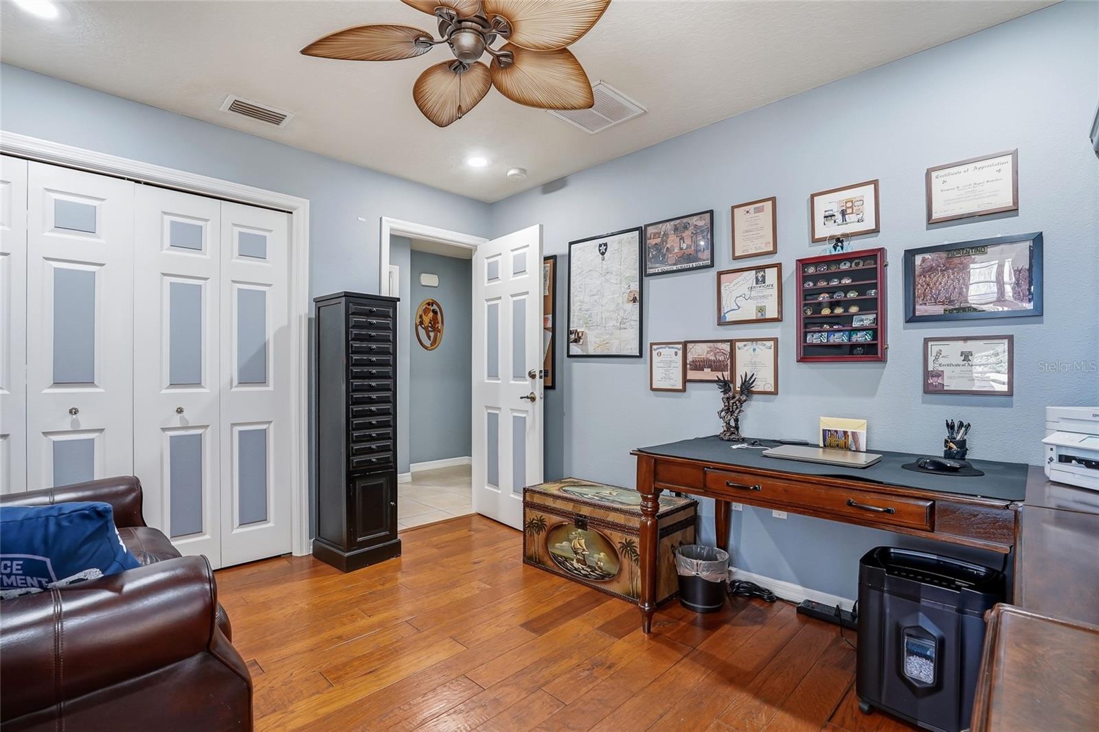 Image 37 of 66 For 296 Quartz Avenue