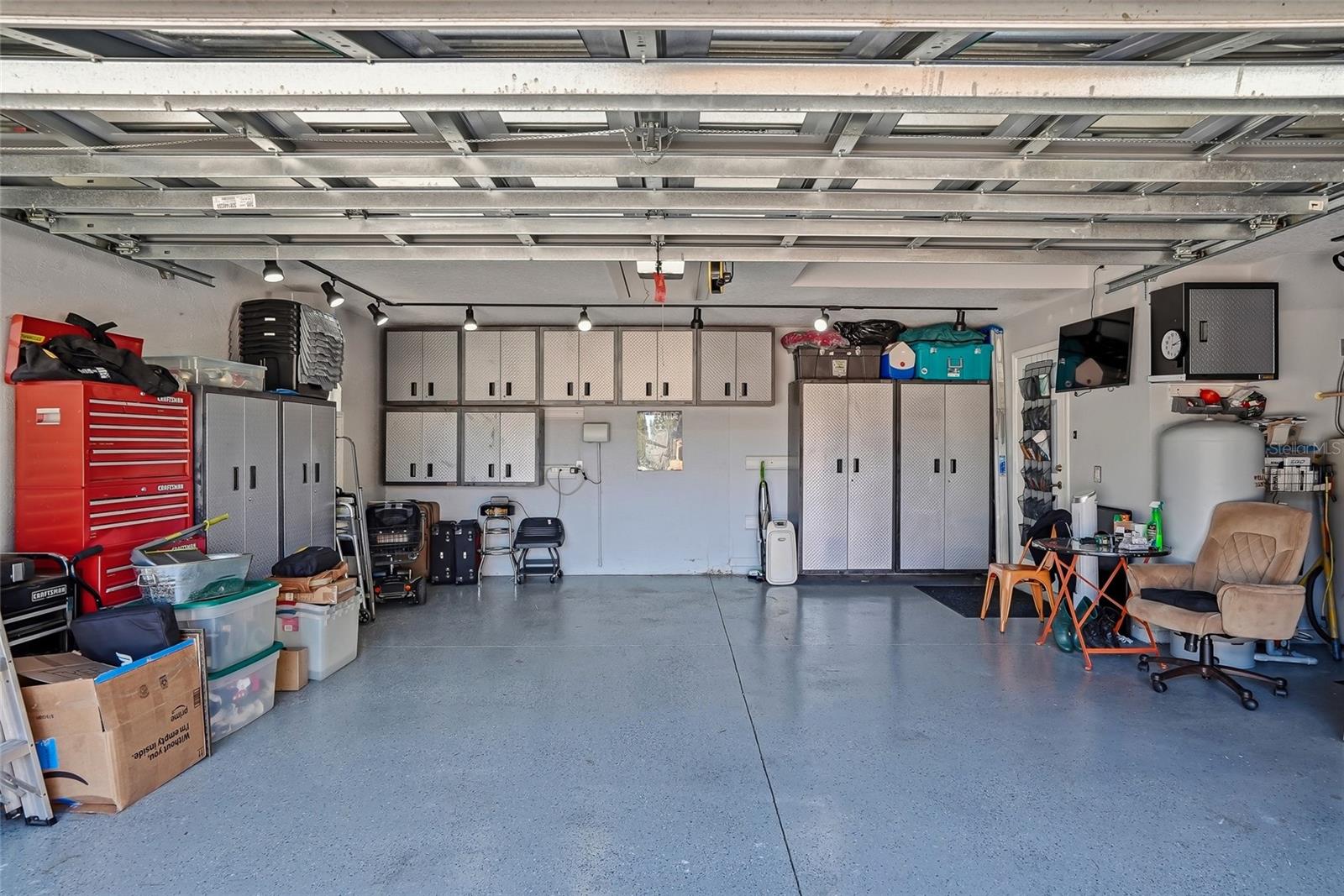 Image 41 of 66 For 296 Quartz Avenue