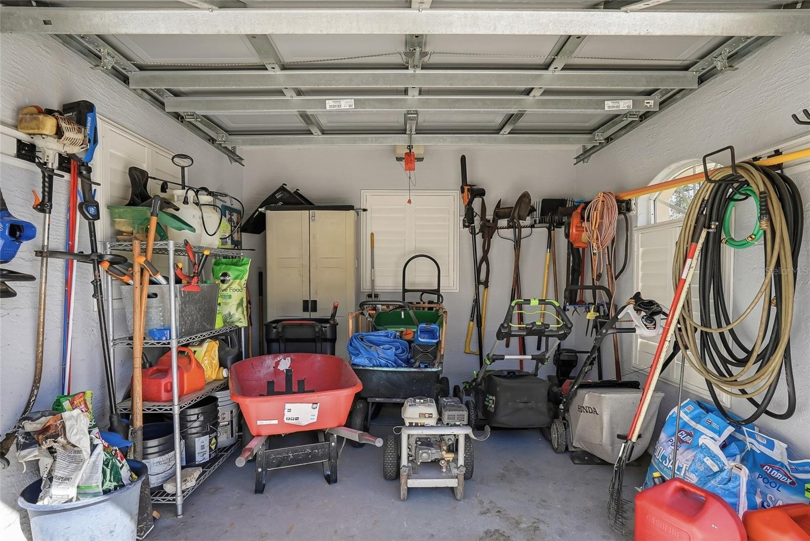 Image 44 of 66 For 296 Quartz Avenue