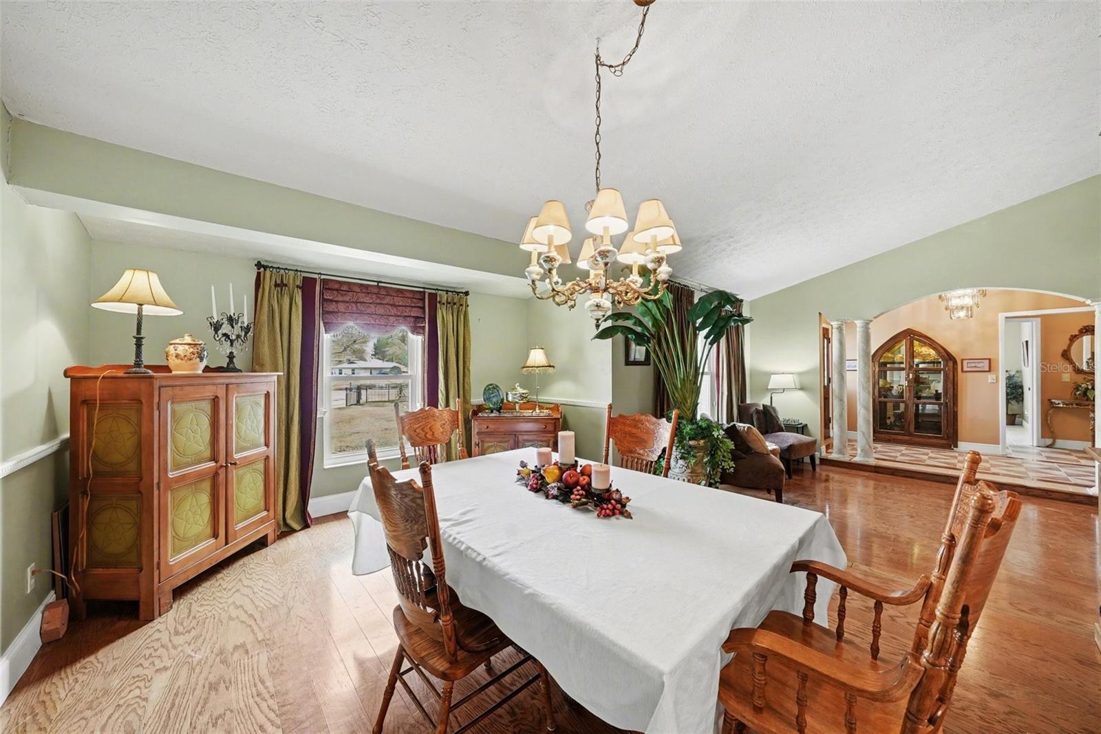 Image 11 of 40 For 31835 Cromwell Lane