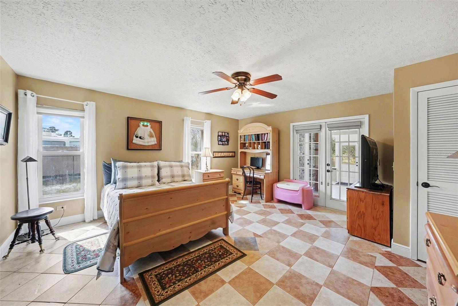 Image 27 of 40 For 31835 Cromwell Lane