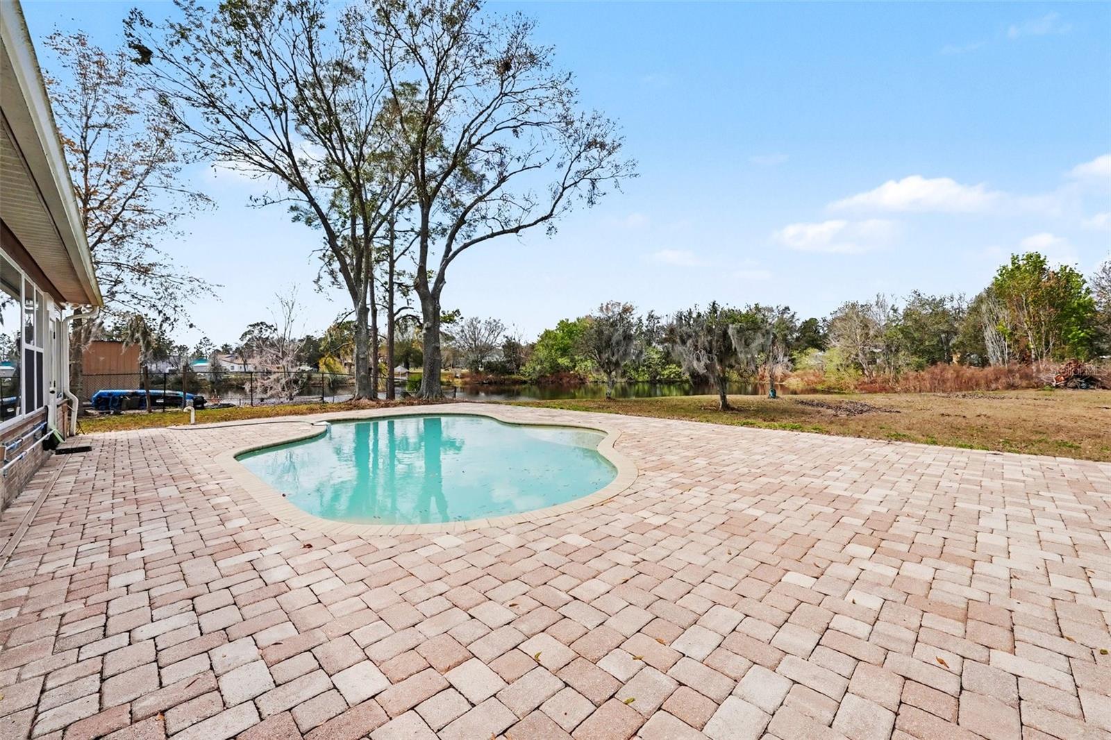 Image 33 of 40 For 31835 Cromwell Lane