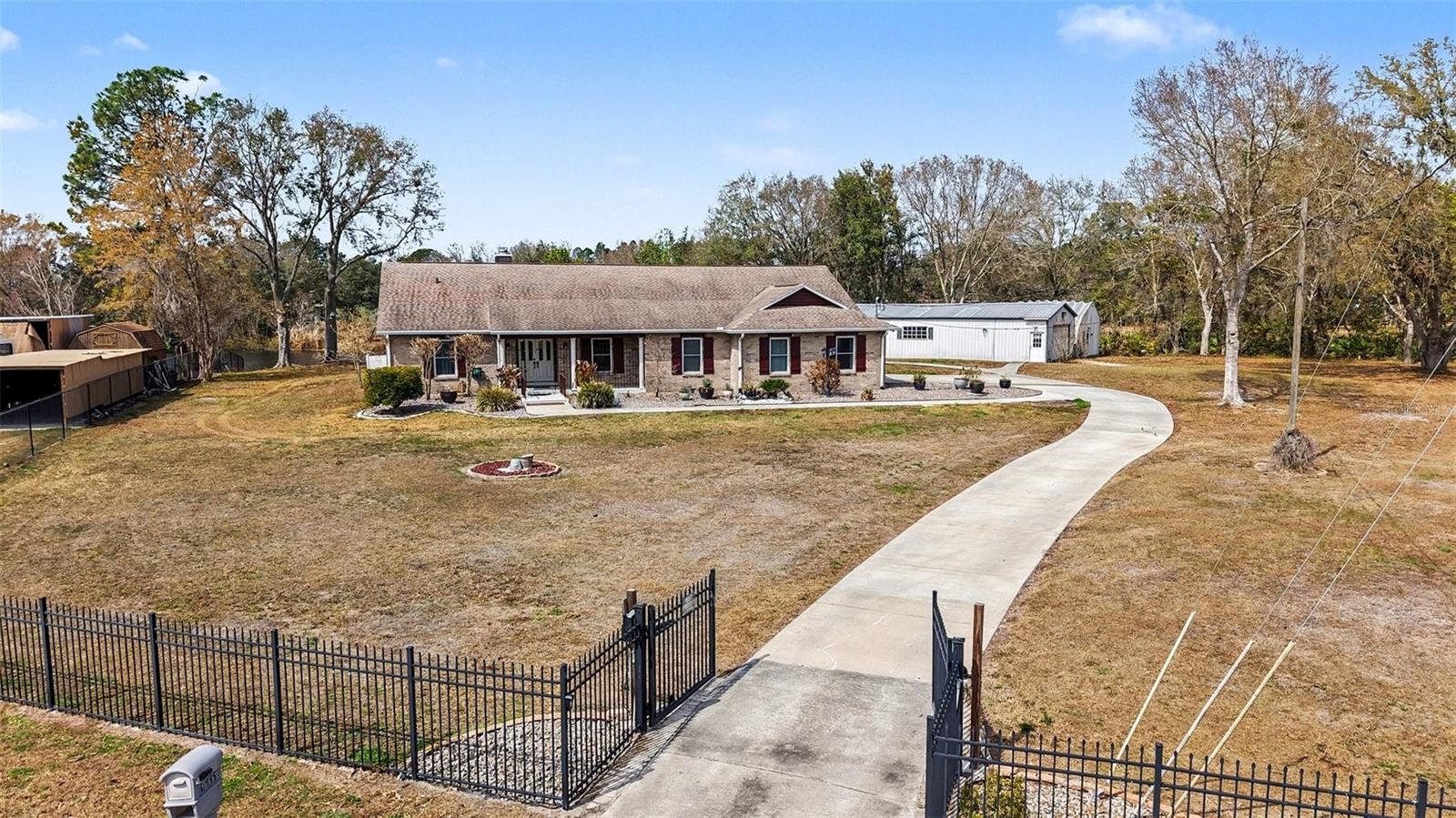 Image 38 of 40 For 31835 Cromwell Lane