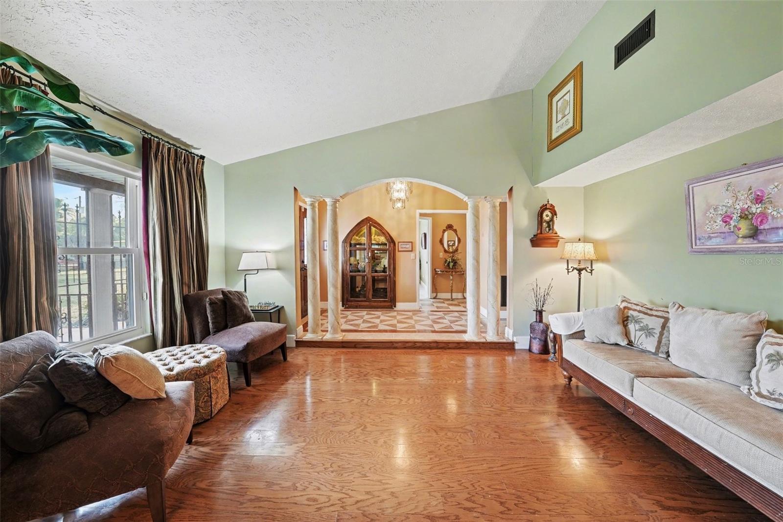 Image 9 of 40 For 31835 Cromwell Lane