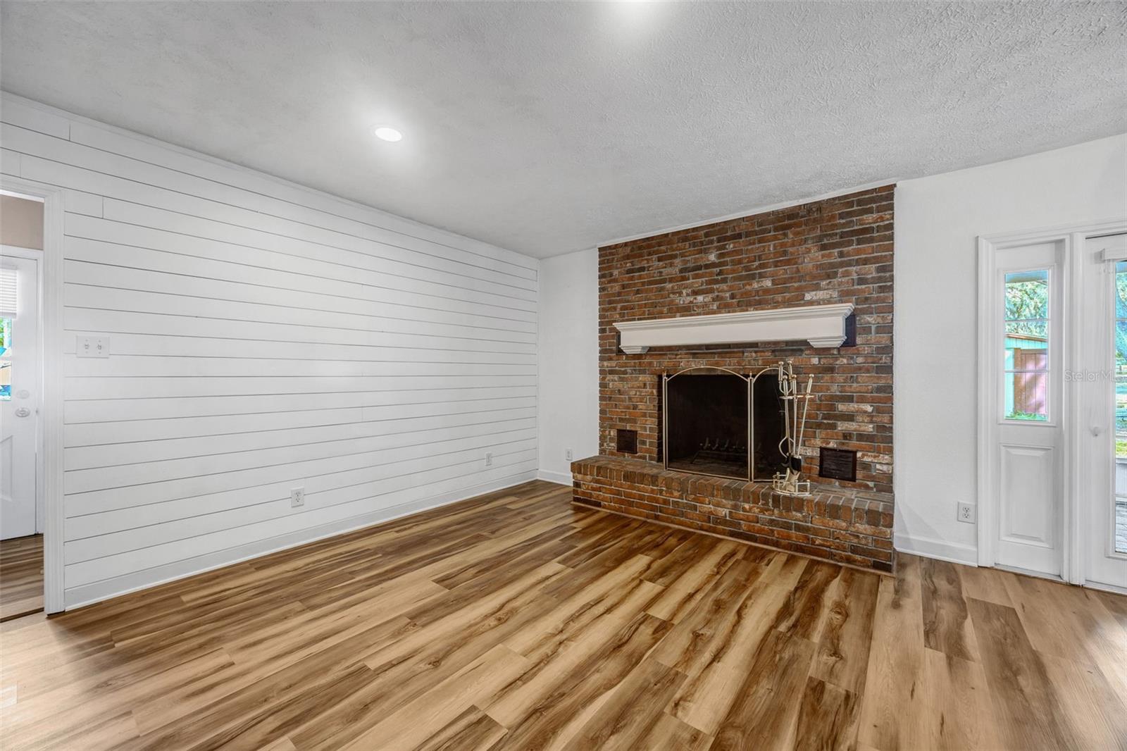 Image 19 of 82 For 6902 Potts Road