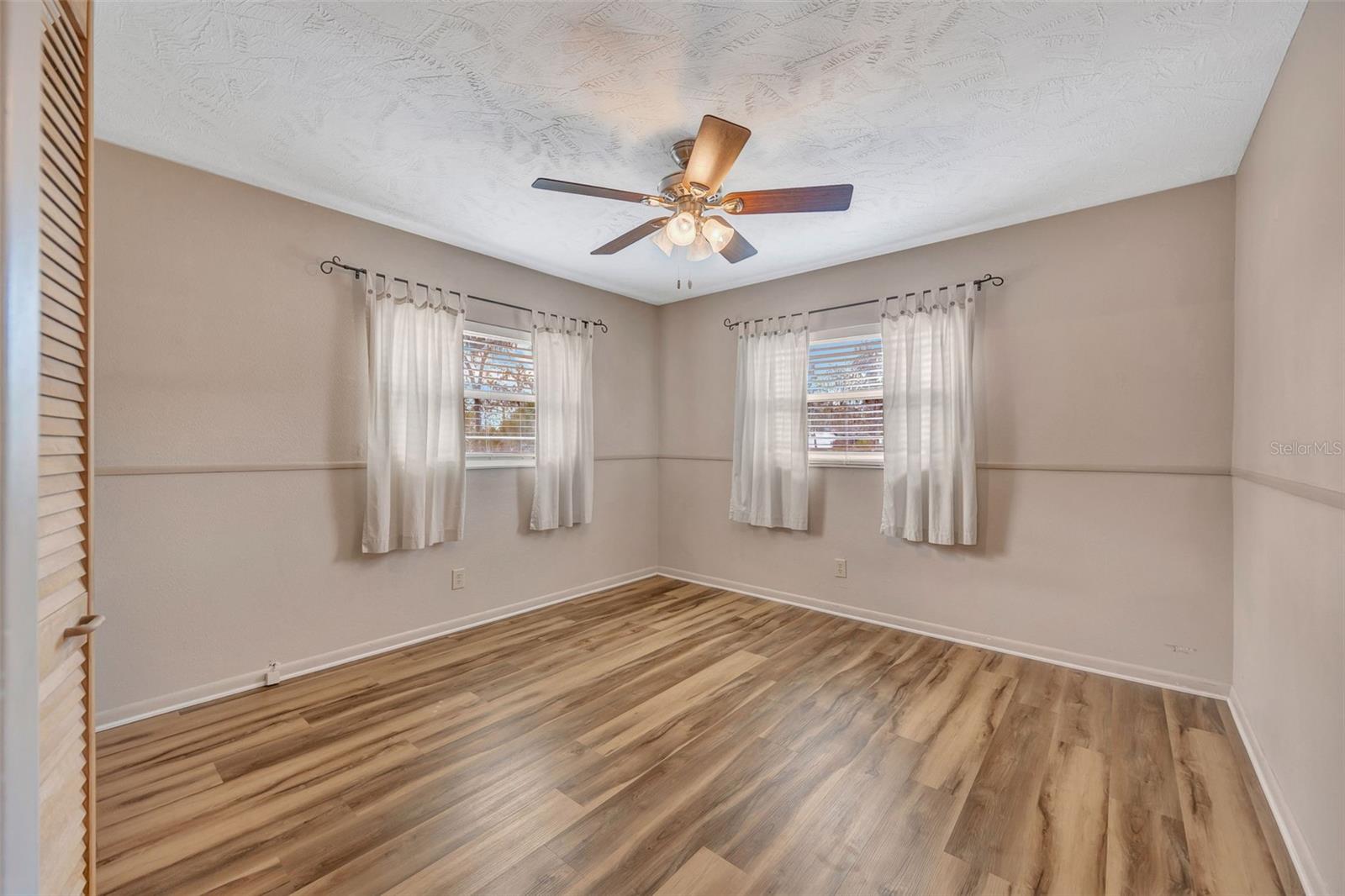 Image 49 of 82 For 6902 Potts Road