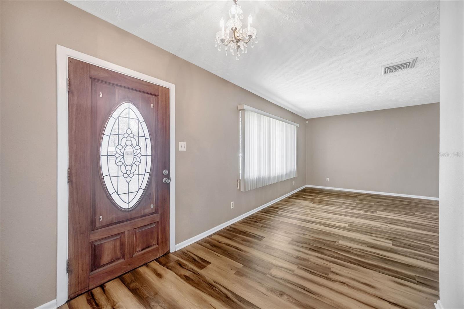 Image 6 of 82 For 6902 Potts Road