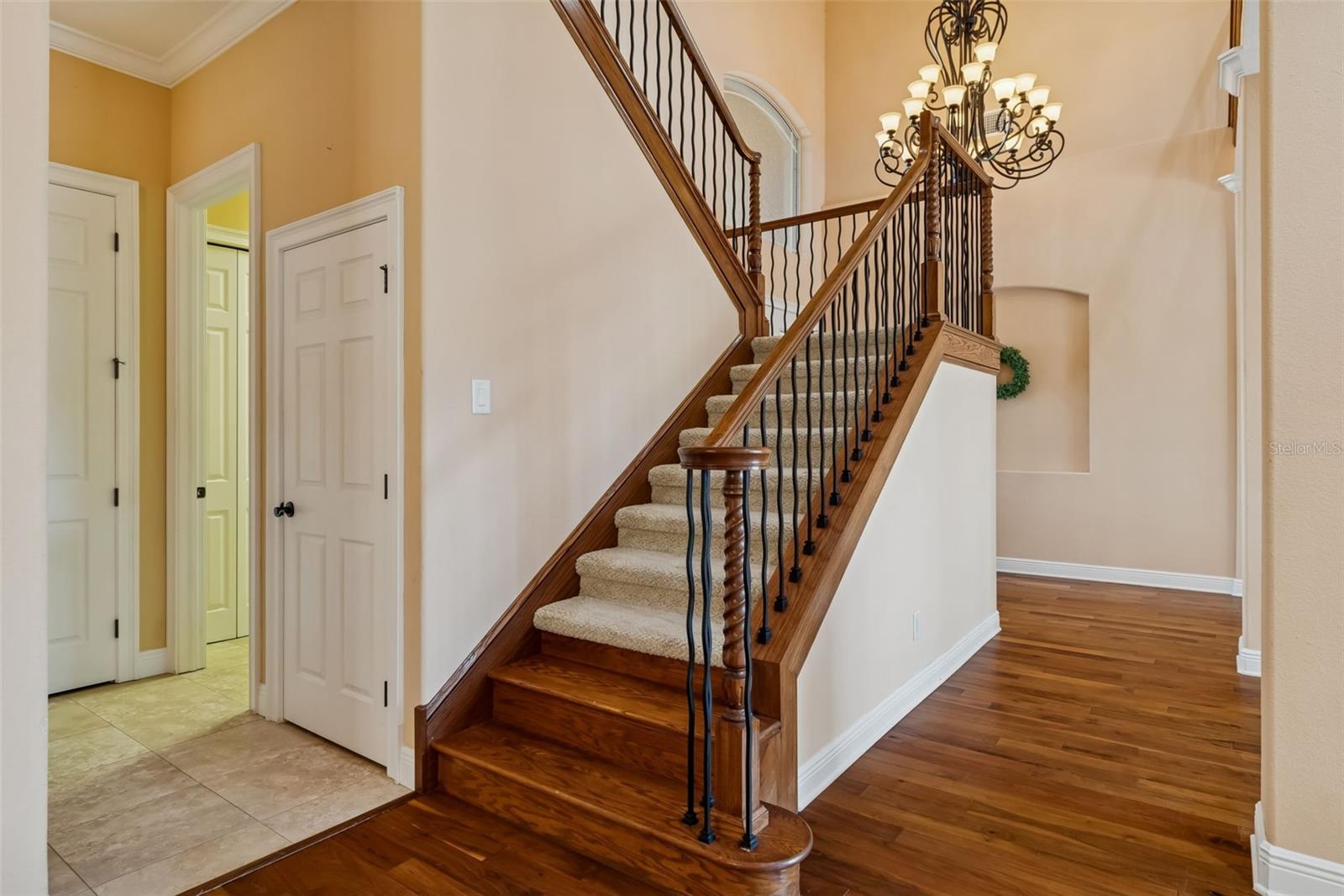 Listing photo id 50 for 2630 Grand Lakeside Drive