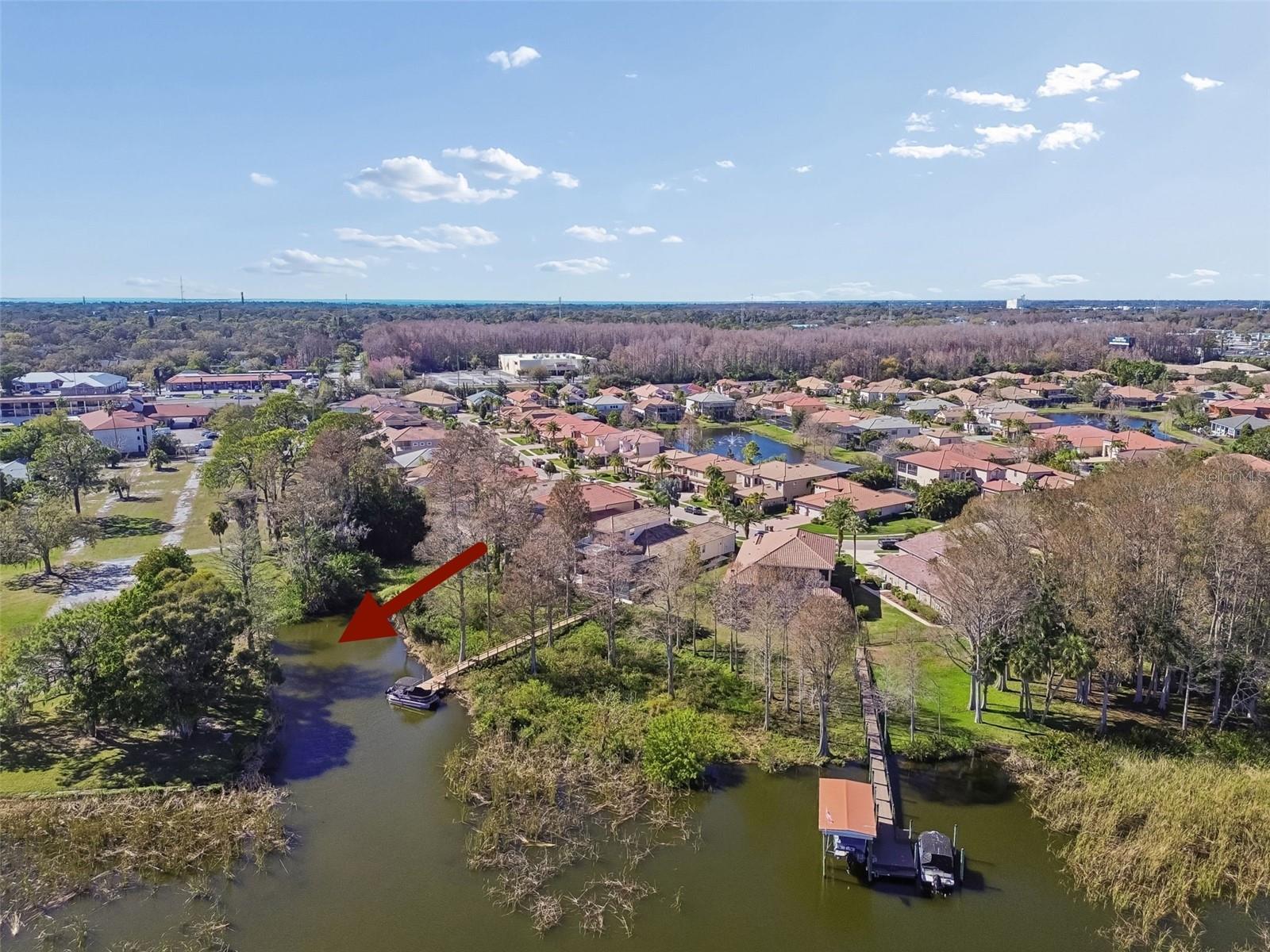 Listing photo id 87 for 2630 Grand Lakeside Drive