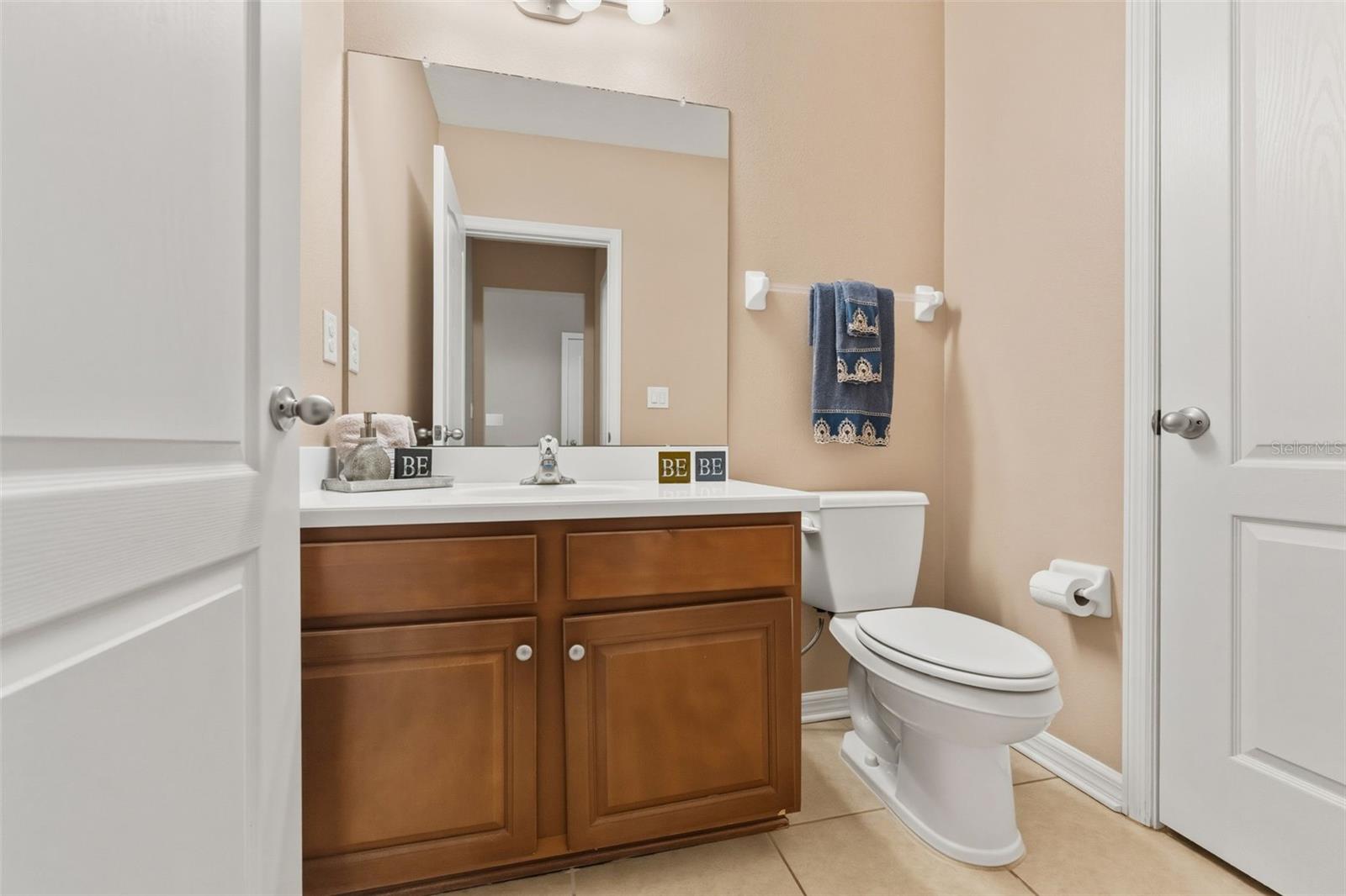 Listing photo id 24 for 6058 Fishhawk Crossing Boulevard