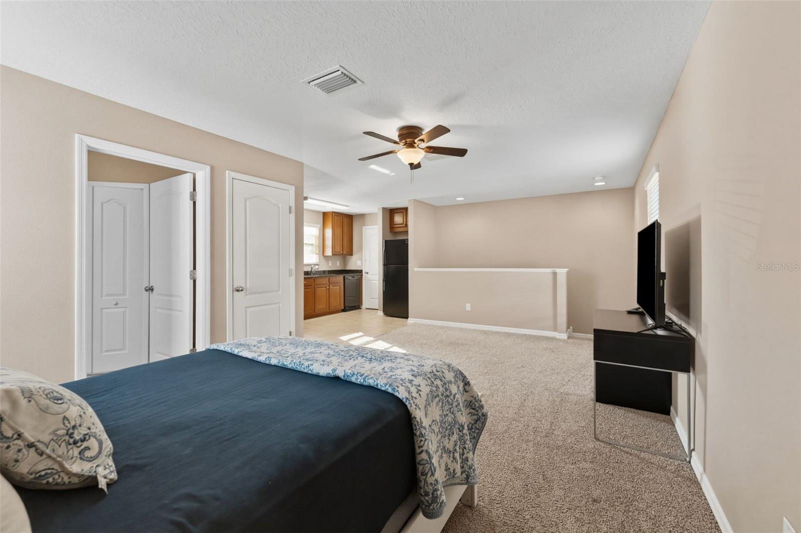 Listing photo id 27 for 6058 Fishhawk Crossing Boulevard