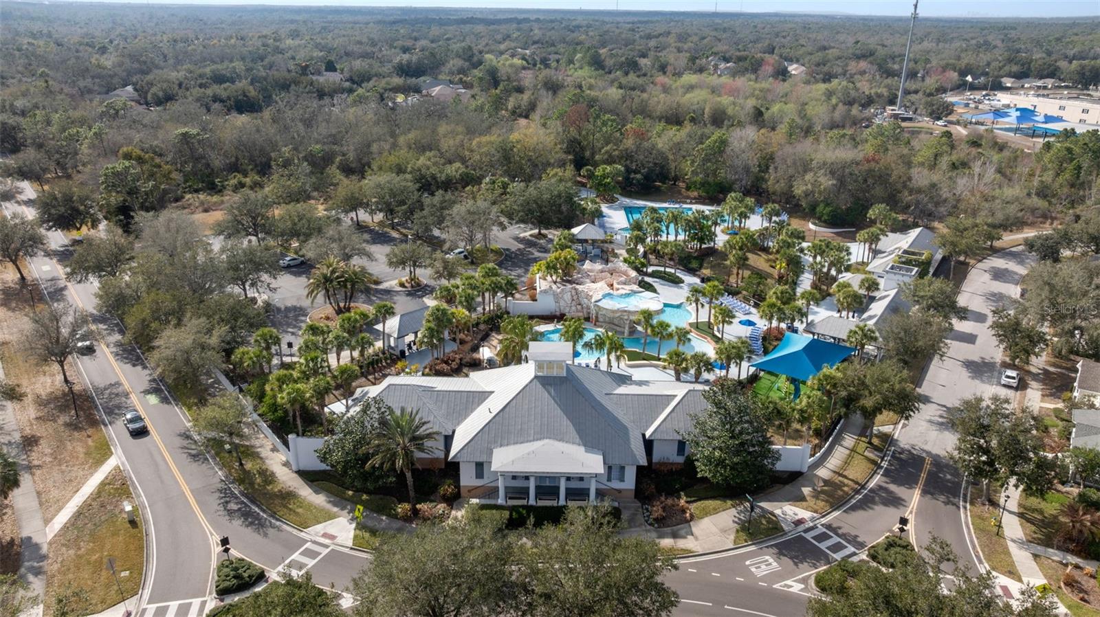 Listing photo id 41 for 6058 Fishhawk Crossing Boulevard