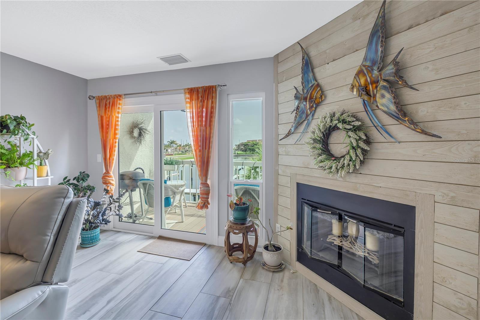 Image 13 of 80 For 117 Yacht Club Lane