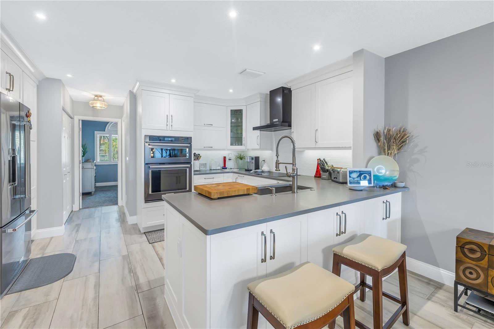 Image 21 of 80 For 117 Yacht Club Lane