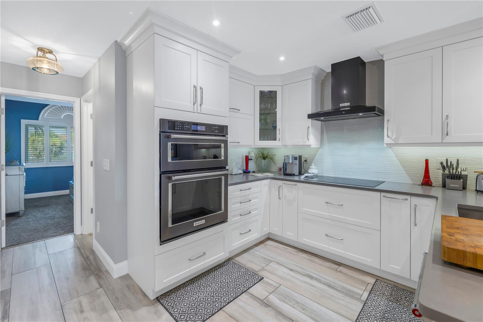 Image 24 of 80 For 117 Yacht Club Lane