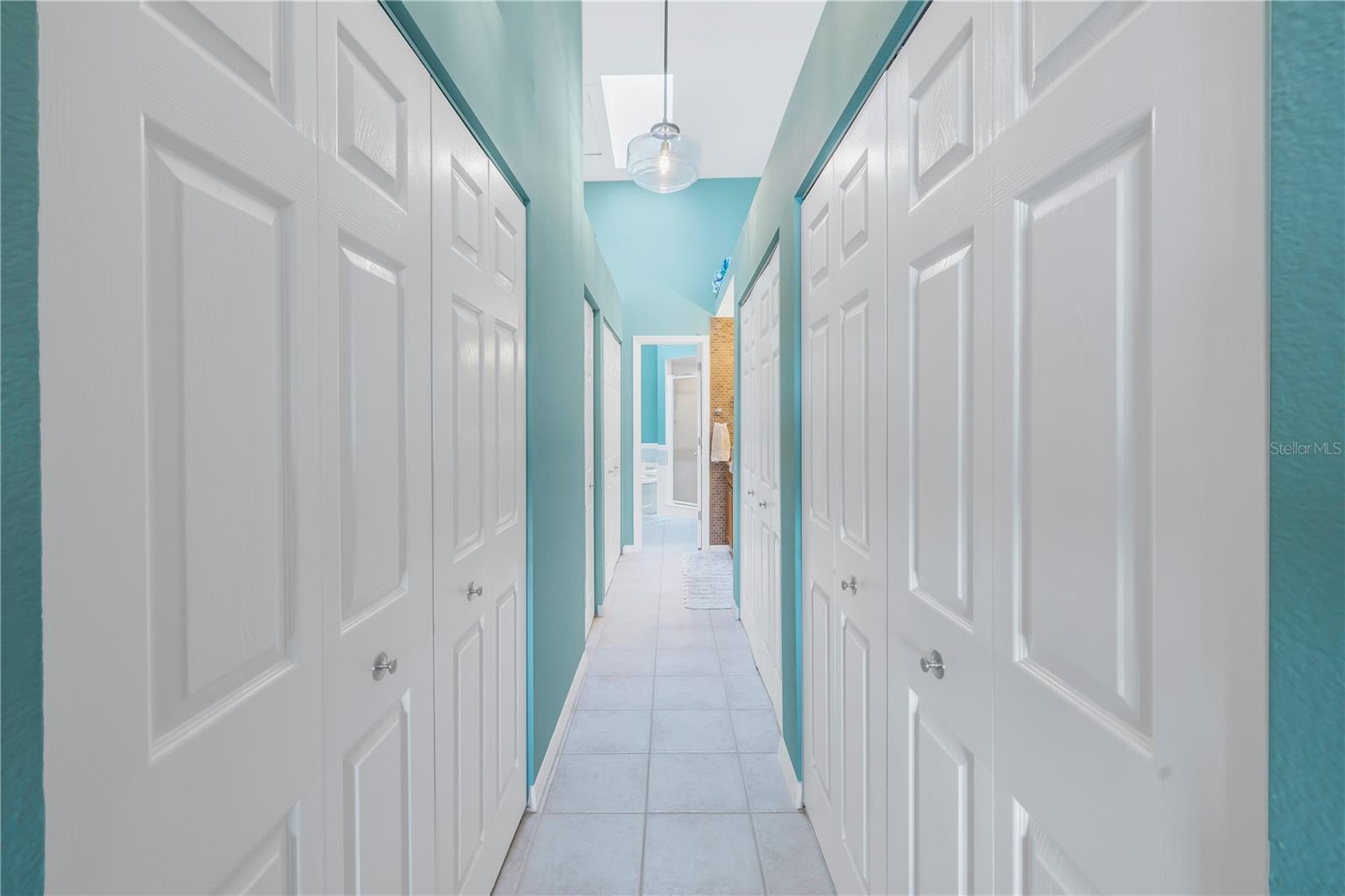 Image 36 of 80 For 117 Yacht Club Lane