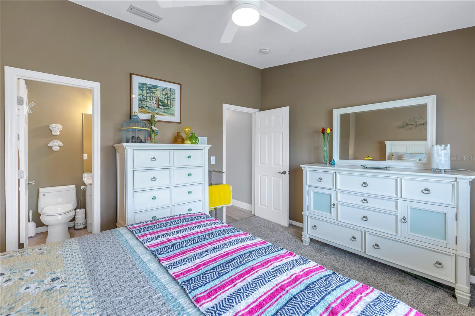 Image 47 of 80 For 117 Yacht Club Lane