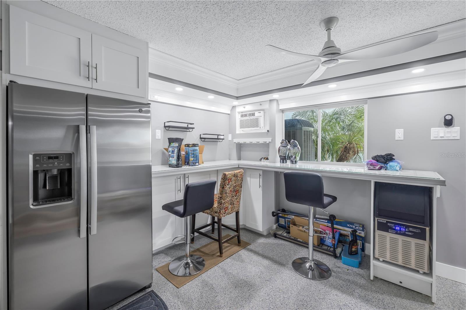 Image 51 of 80 For 117 Yacht Club Lane