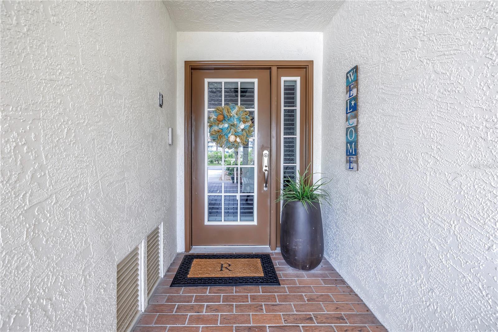 Image 6 of 80 For 117 Yacht Club Lane