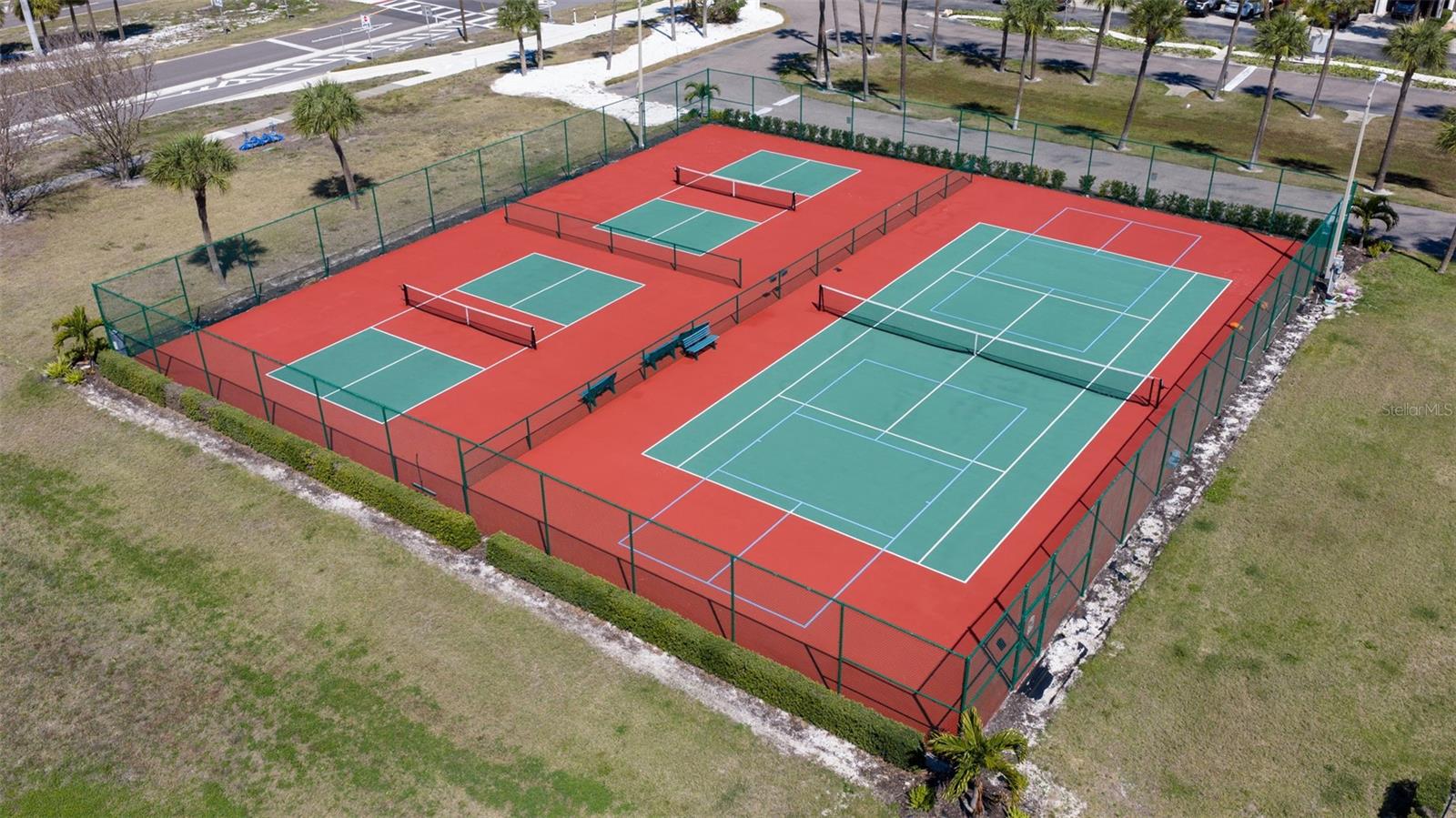 Image 76 of 80 For 117 Yacht Club Lane