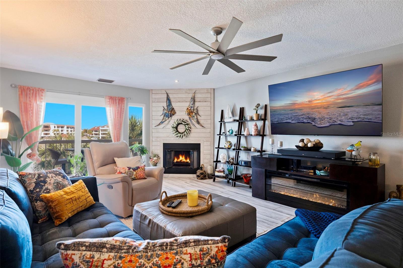 Image 9 of 80 For 117 Yacht Club Lane