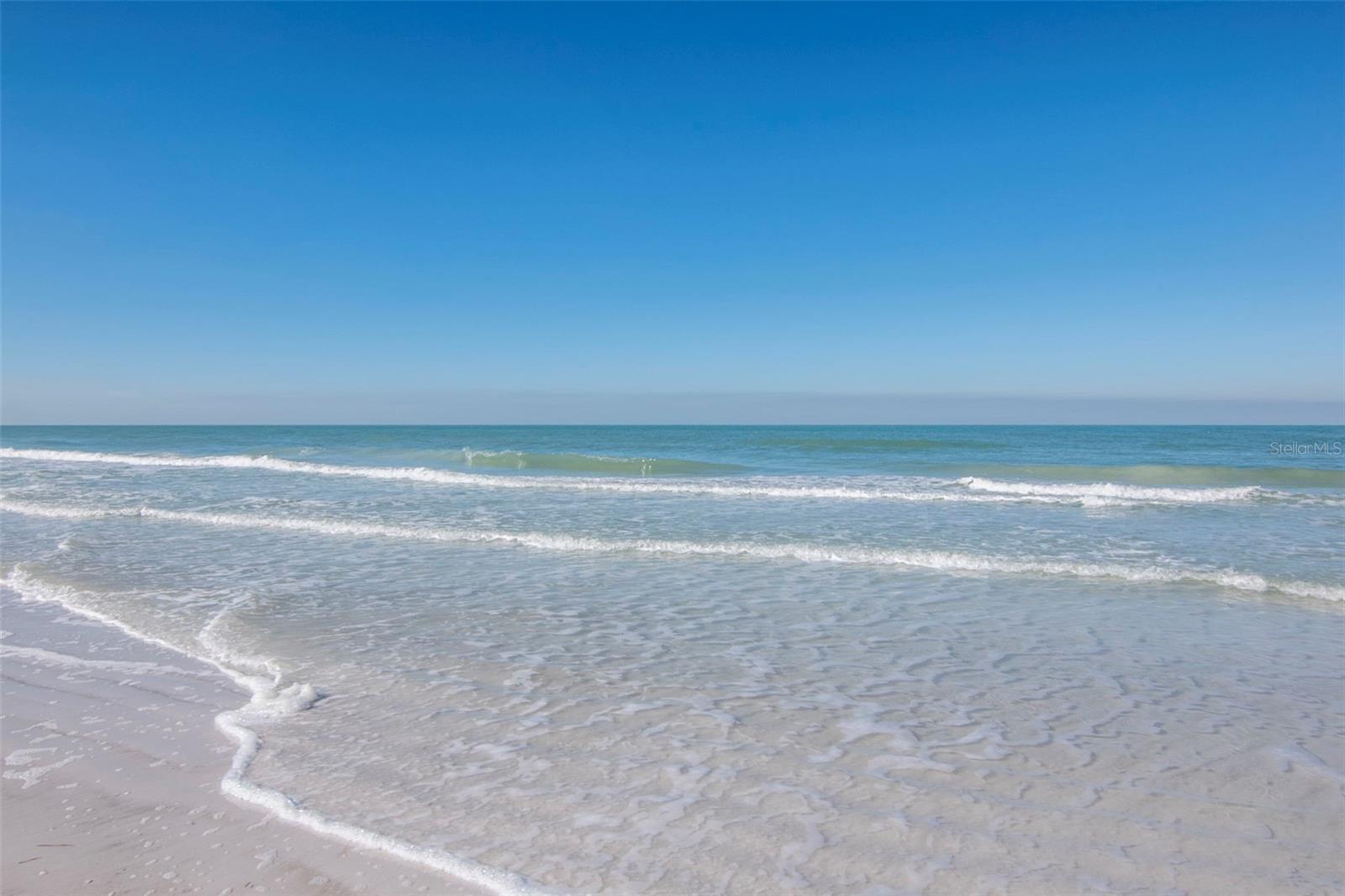 Image 37 of 39 For 2700 Gulf Boulevard W2