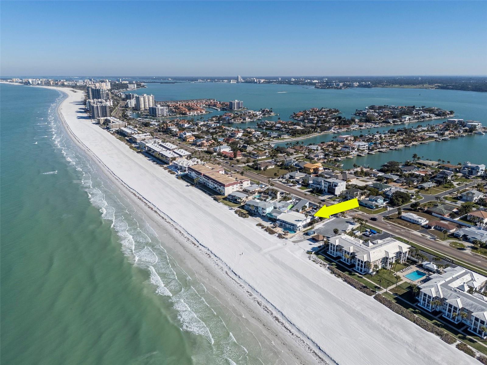 Image 5 of 39 For 2700 Gulf Boulevard W2