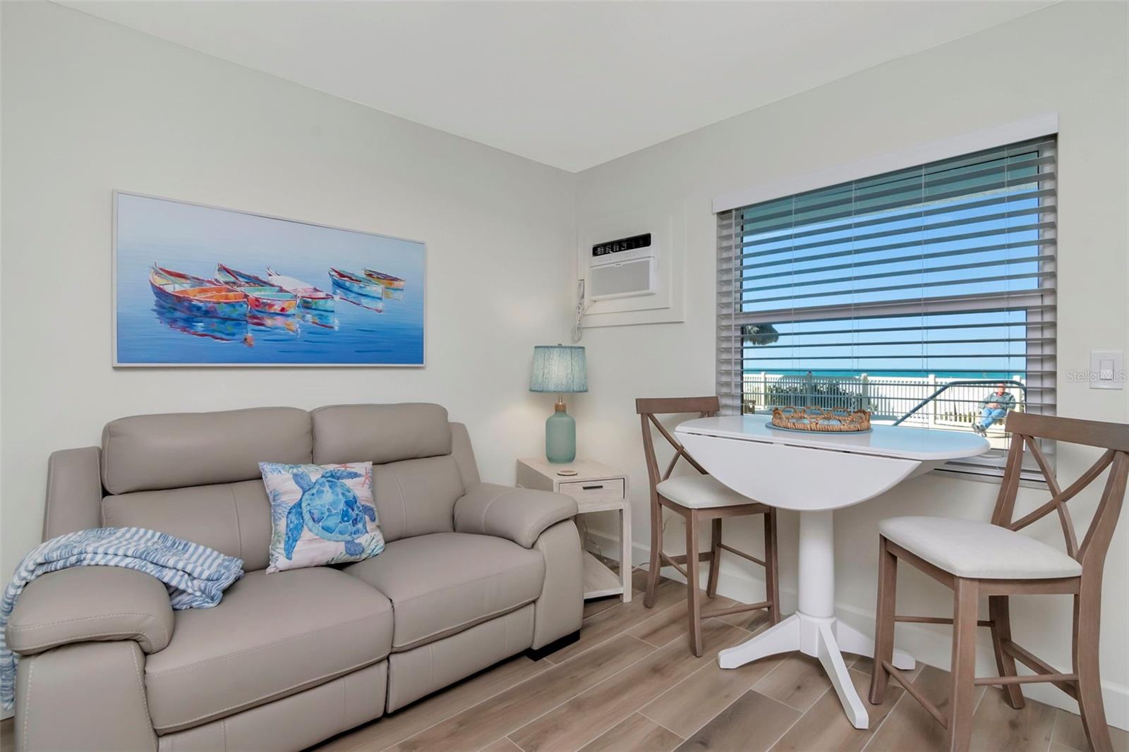 Image 9 of 39 For 2700 Gulf Boulevard W2